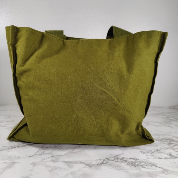 EXPLORE National Parks Tote Handbag - Picture 2 of 13